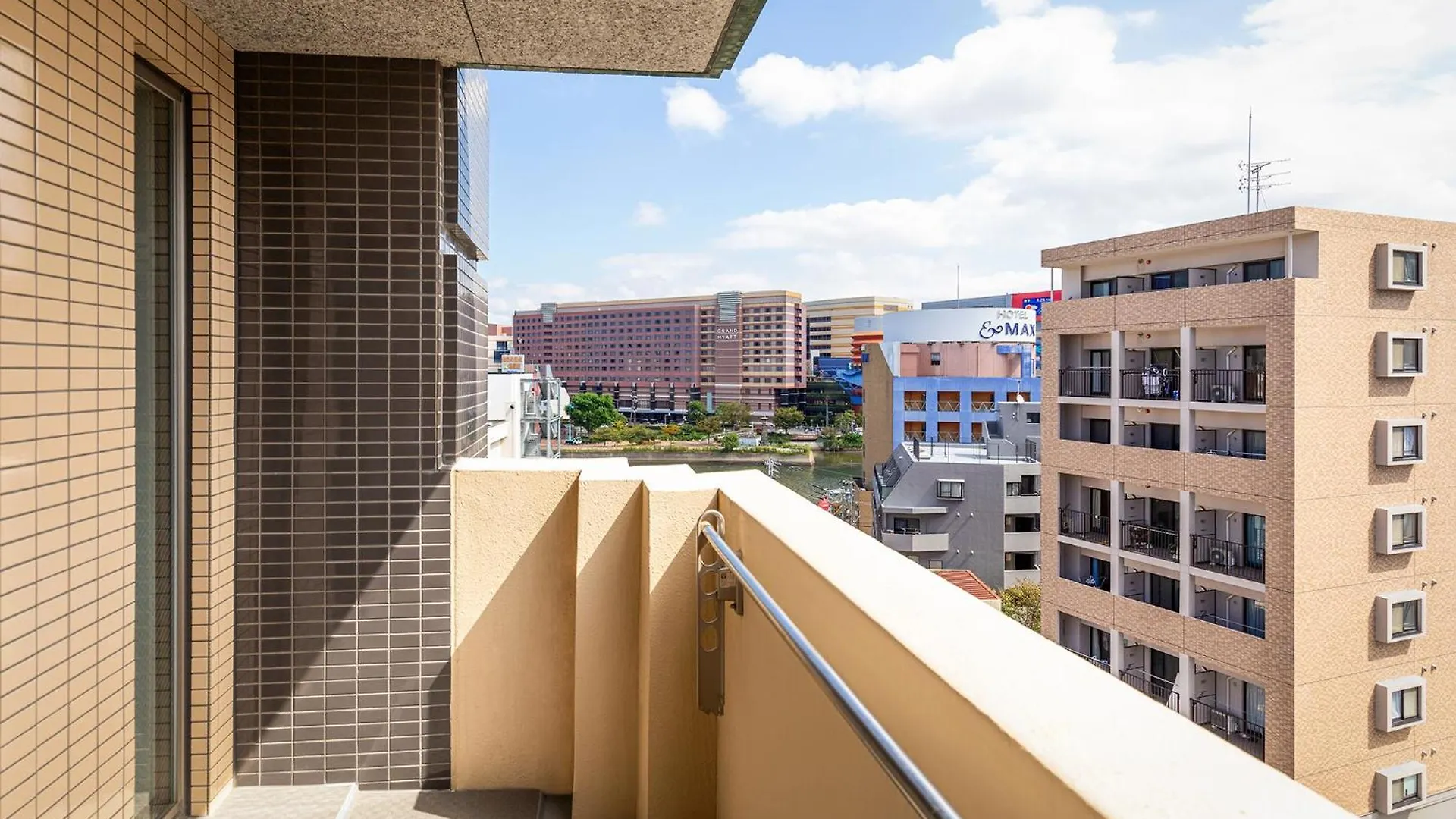 Apartment Tenjin Minami San Ban Kan Fukuoka